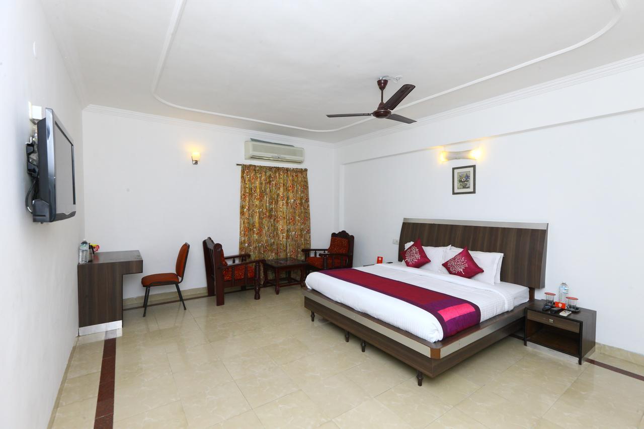 Hotel Mount Heera à Chennai Extérieur photo