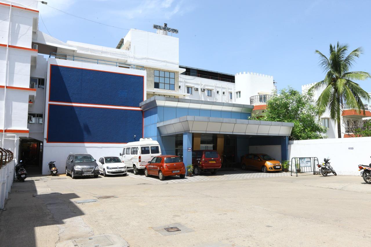 Hotel Mount Heera à Chennai Extérieur photo