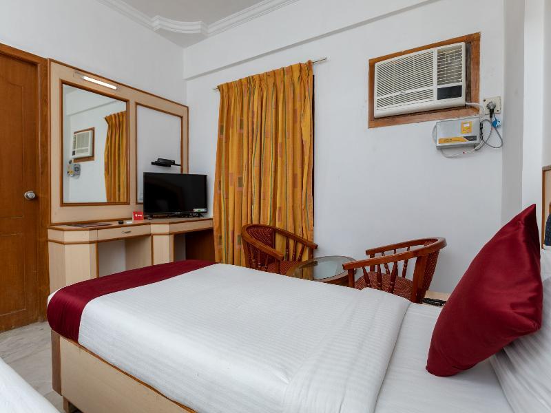 Hotel Mount Heera à Chennai Extérieur photo