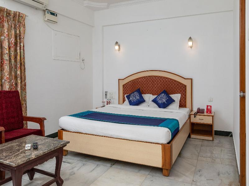 Hotel Mount Heera à Chennai Extérieur photo