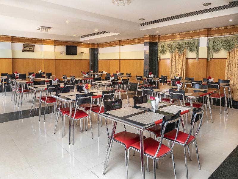 Hotel Mount Heera à Chennai Extérieur photo