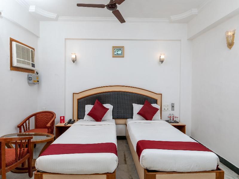 Hotel Mount Heera à Chennai Extérieur photo