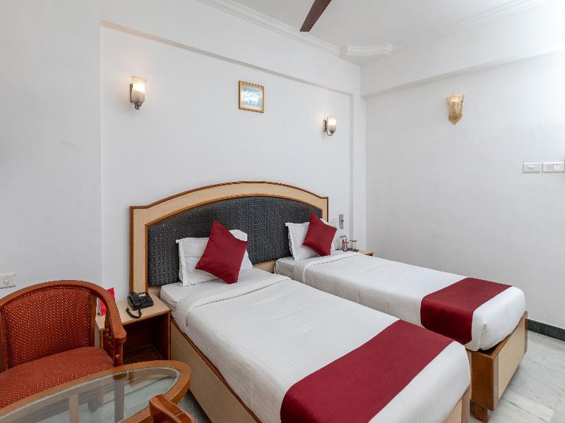 Hotel Mount Heera à Chennai Extérieur photo